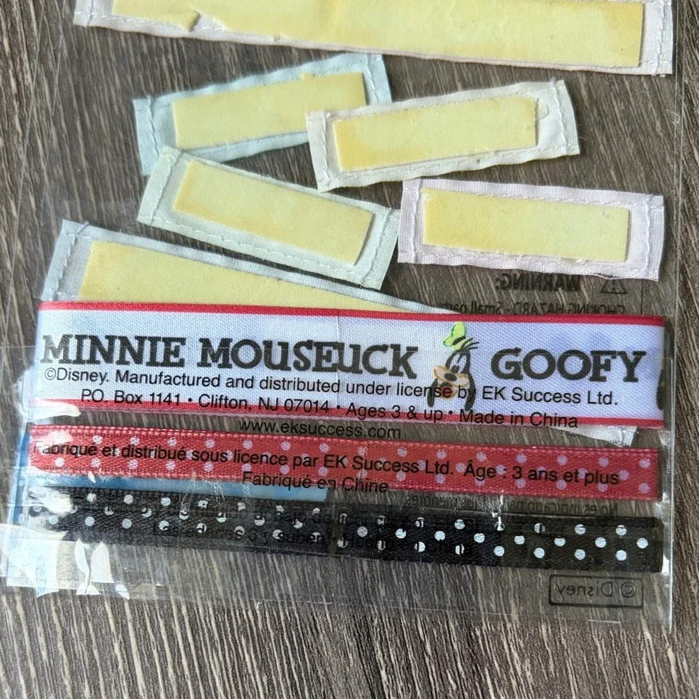❤️$3 Jolee's Boutique Disney Mickey Ribbons and Adhesive Labels